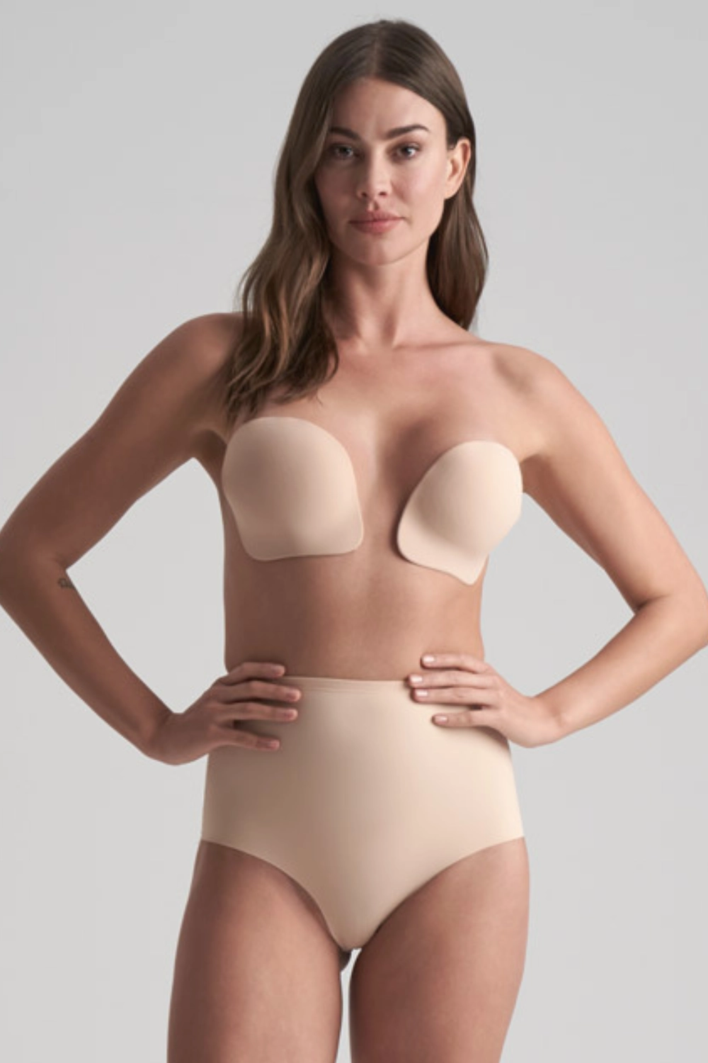 Adhesive Push-Up Cups in Beige