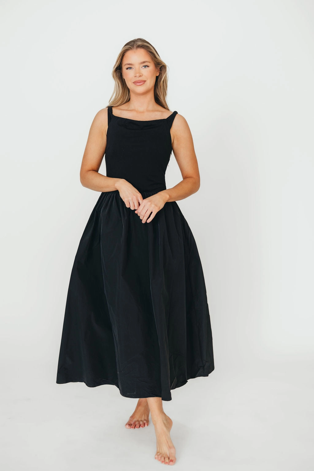 Bethany Off-Shoulder Midi Dress in Black