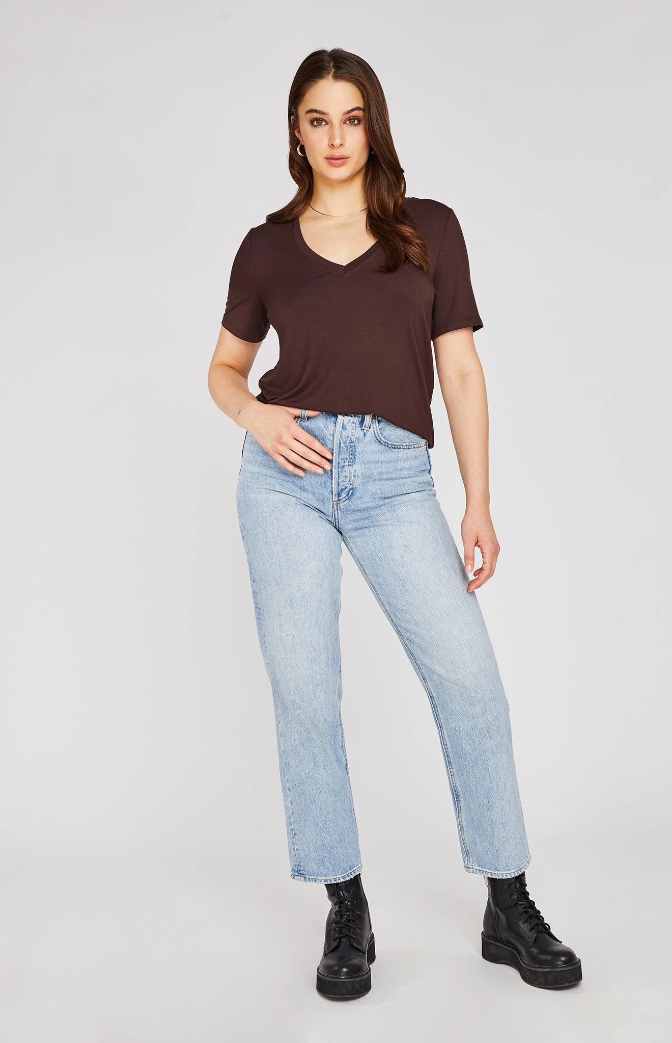 Lewis Tee