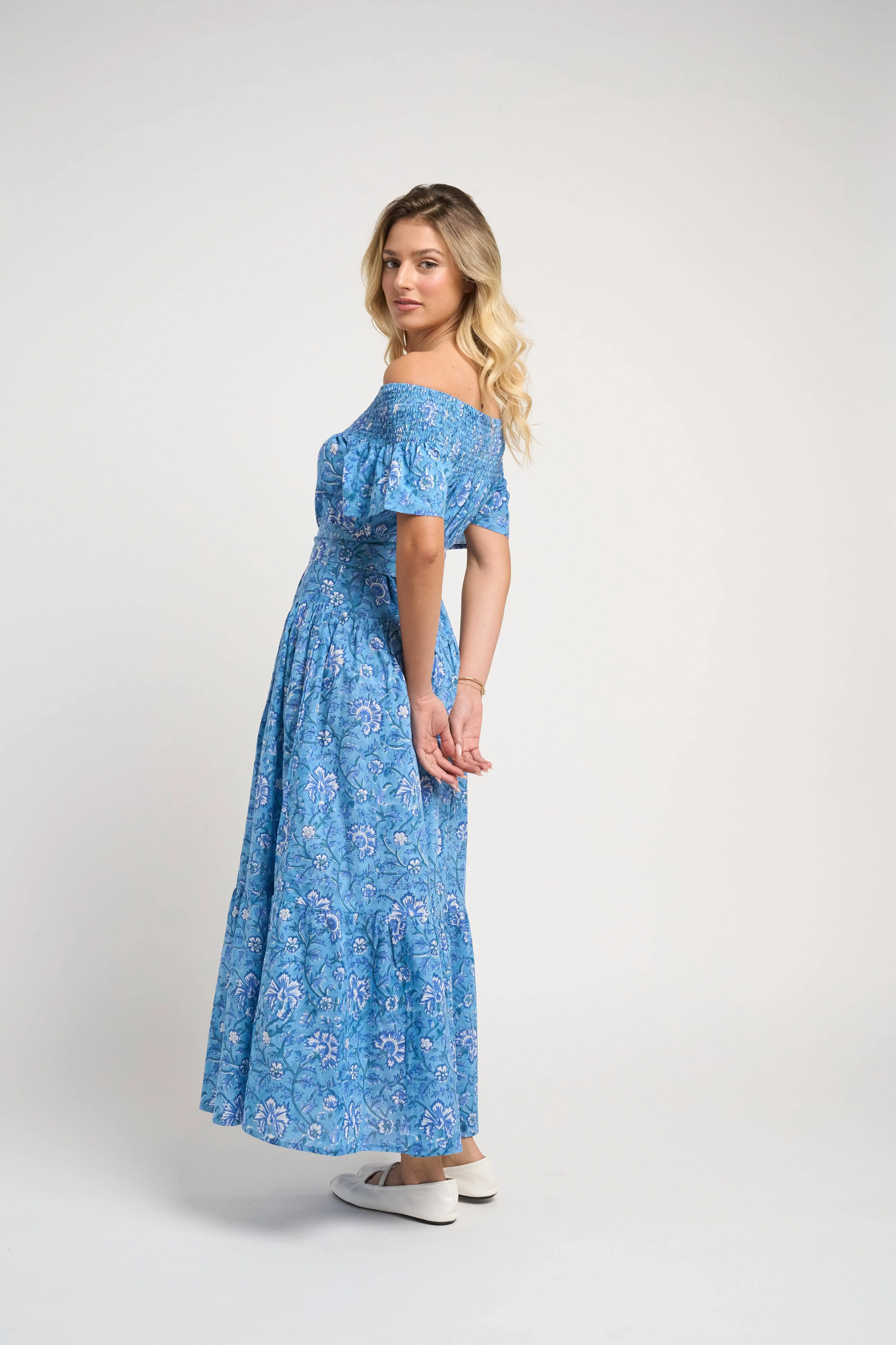 Momposina Valeria Blue