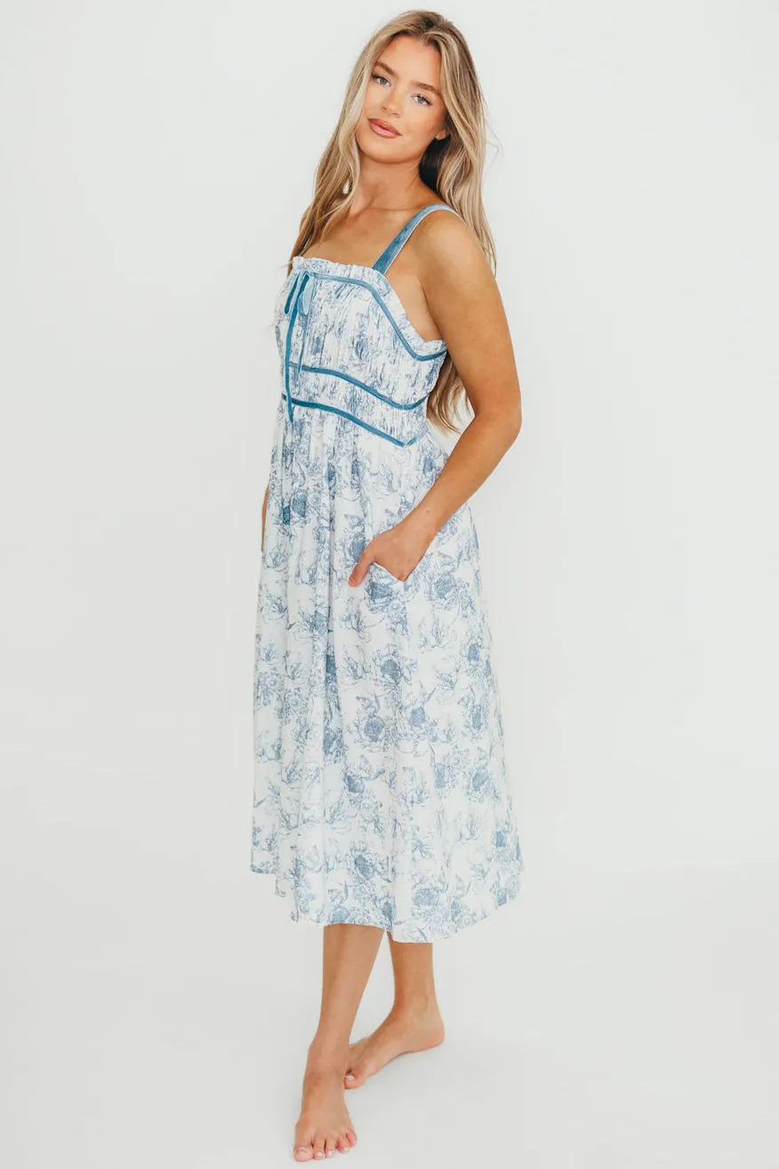 Olsen Midi Dress in Blue/White