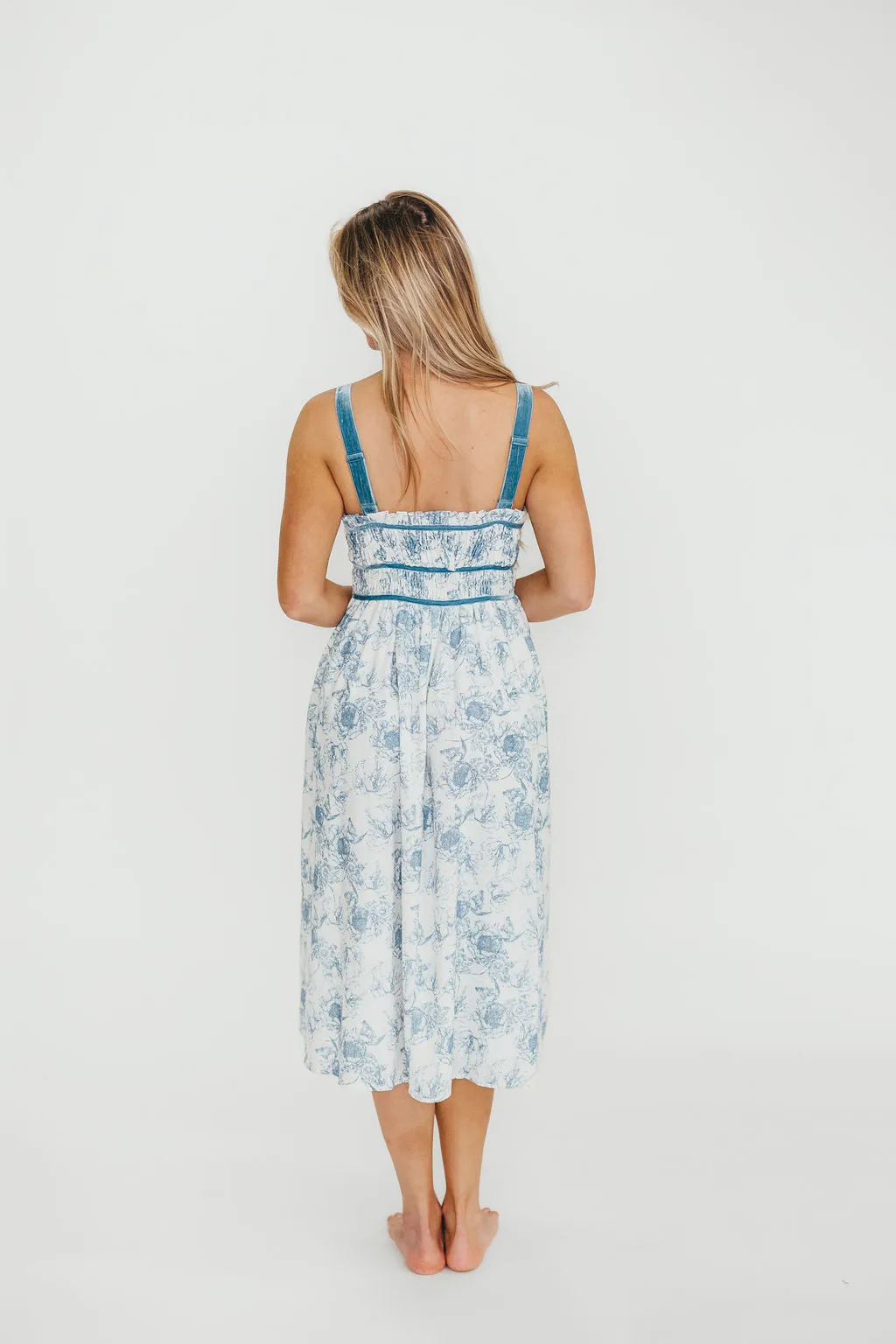 Olsen Midi Dress in Blue/White