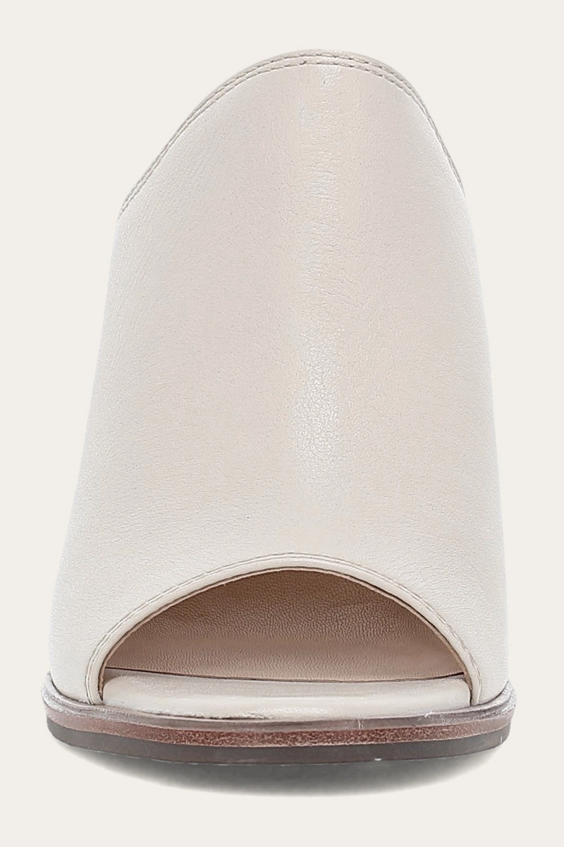 Stella Mule